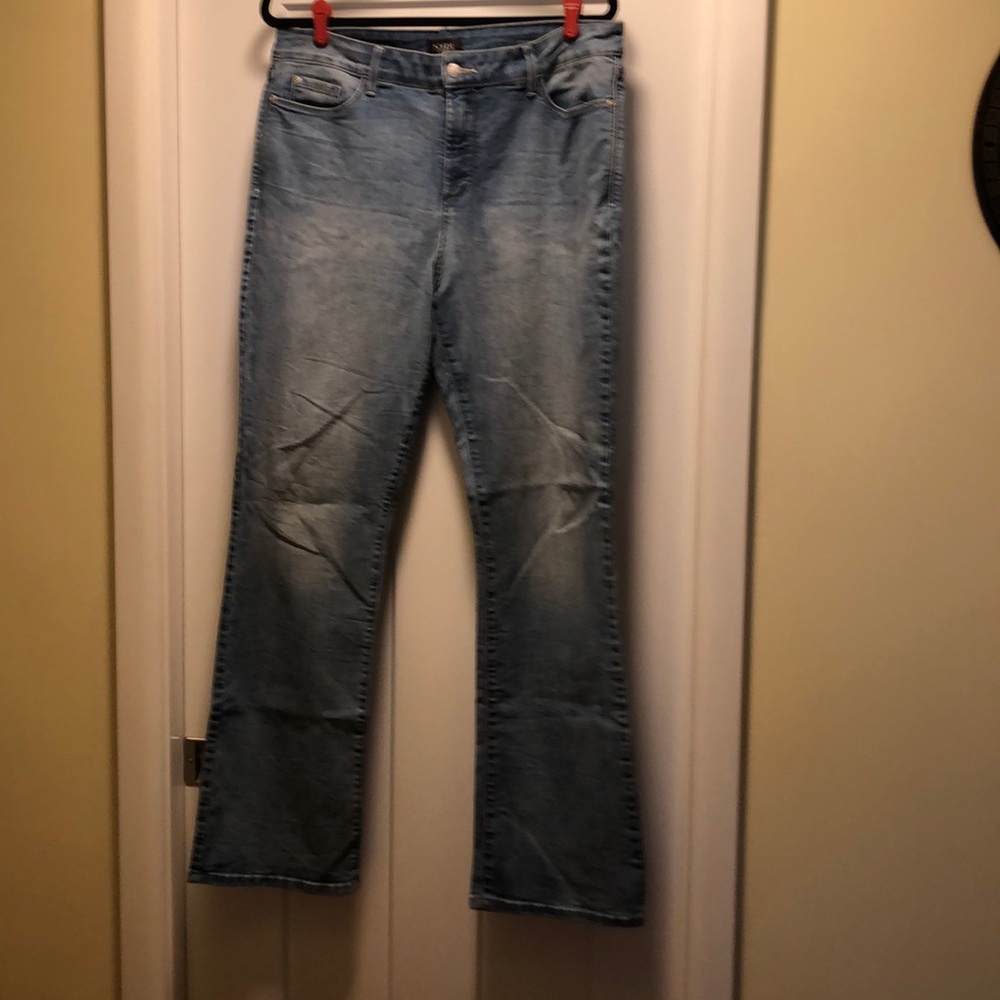Women’s jeans